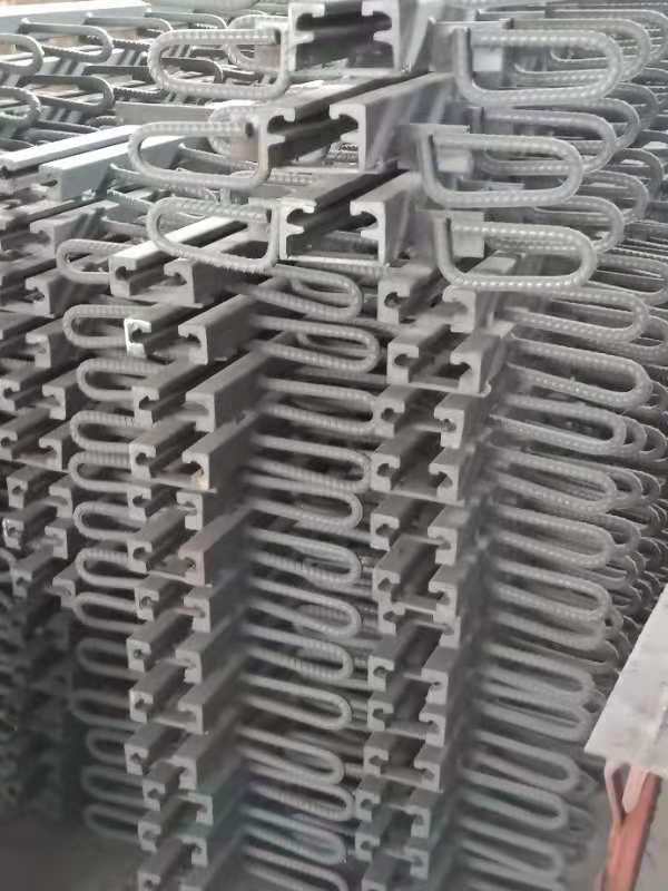 1614644137849469.jpg 885751134420406863.jpg