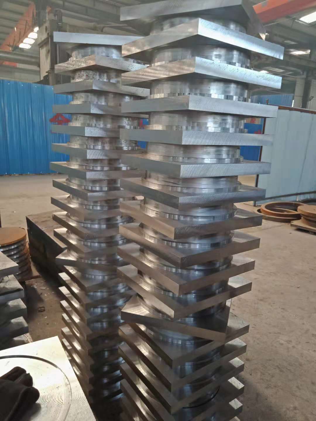 1615575934950369.jpg 895631172274009328.jpg